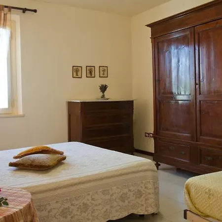 Borgo Vigna Vecchia Alojamento de Turismo Rural *